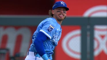 Bobby Witt Jr.'s amazing throw