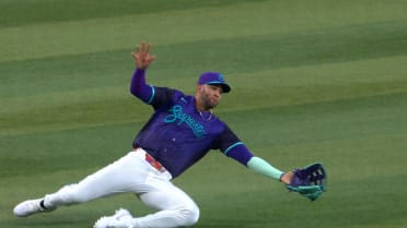 Lourdes Gurriel Jr.'s sliding catch