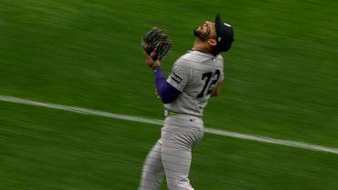 José Caballero makes an amazing catch