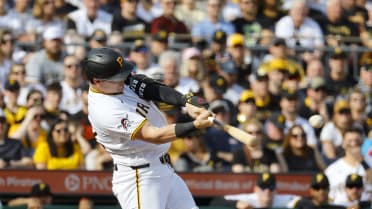 Henry Davis pega doblete productor