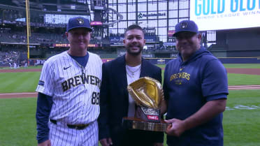 Jeferson Quero awarded Minor League Gold Glove