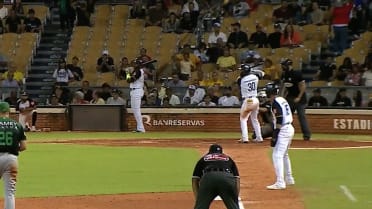 Ezequiel Durán's RBI infield single