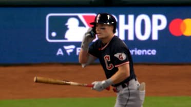 Travis Bazzana da HR de tres carreras