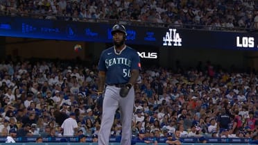 Randy Arozarena scores on bases-loaded walk