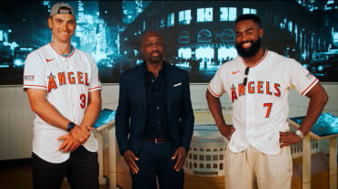 Adell and Suter visit the Jackie Robinson Museum