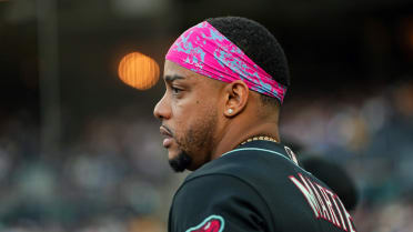 Intentional Talks picks to go deep on Dinger Tuesday
