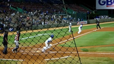 Gustavo Núñez trae con sac fly