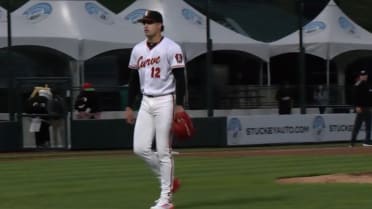 Khristian Curtis fans nine in season debut