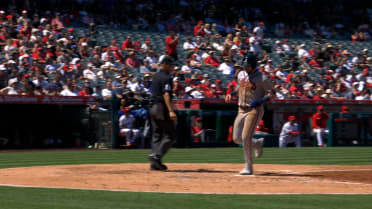 Austin Riley scores on a throwing error