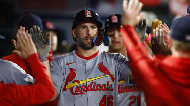 Cardinals score eight runs in the 7th inning