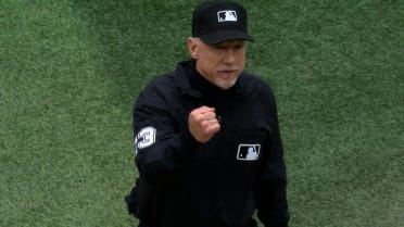 Blue Jays record the out, call confirmed