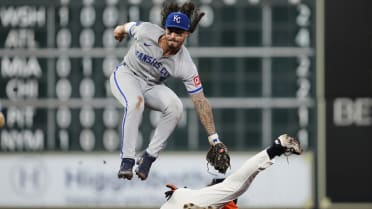 Jake Meyers out at second after Royals' challenge