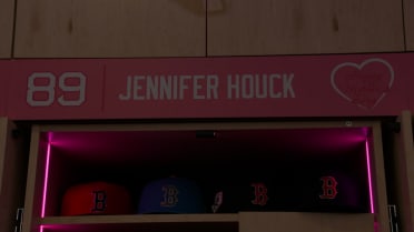 Red Sox celebrate Mother's Day with new locker tags