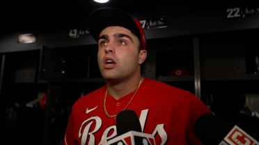 Sal Stewart habla de la victoria de los Rojos y de haber recibido un pelotazo