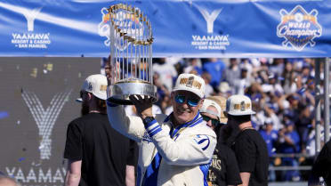 Stan Kasten speaks on the Dodgers' long-awaited parade