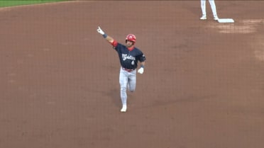 Dante Nori's solo home run