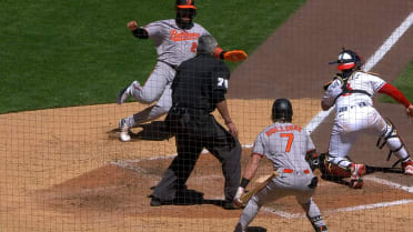 Buxton throws out Rivera at home, call stands