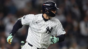 Jones empata el juego 2-2 con doble 