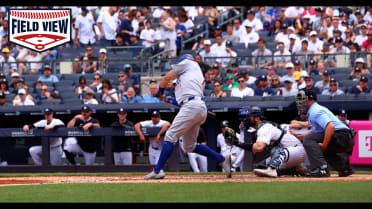 Field View: Dansby Swanson's two-run home run