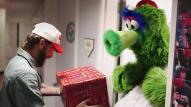 Bryce Harper gives the Phanatic a birthday gift