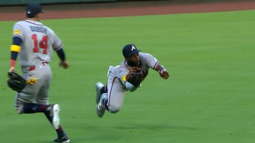 Michael Harris II's insane diving catch