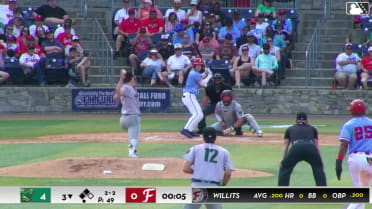 Eli Willits singles on a fly ball to left fielder Junior Garcia. Nick Hollifield scores. Nick Peoples to 3rd.