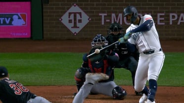 Julio Rodríguez's game-tying single