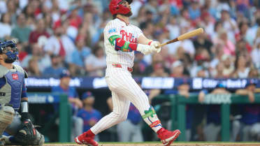 Bryce Harper's solo home run (16)