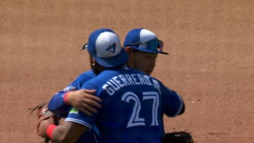Tyler Rogers earns the save