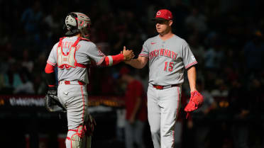 TJ Friedl's impressive sliding catch seals the win