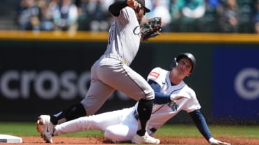 Drew Romo nabs Cole Young trying to steal second