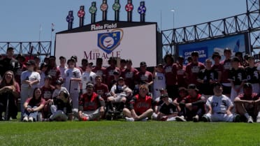 White Sox host Miracle League exhibition game