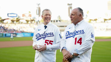 Orel Hershiser throws first pitch to Mike Scioscia