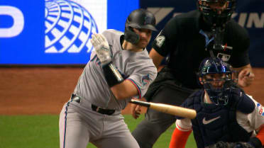 Sencillo productor de Mack empata el juego, 1-1