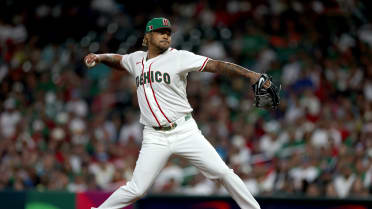 Taijuan Walker strikes out three in hitless start