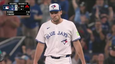 MLB India Call: Trey Yesavage escapes a jam