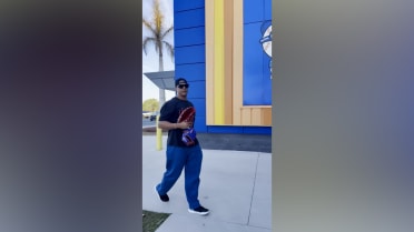 Juan Soto arrives to Mets Spring Training camp