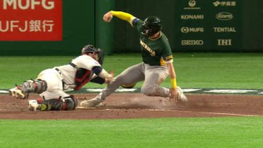 Escala retira a Perkins en la goma