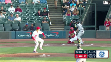 Jhostynxon Garcia hits a ground-rule double (2) on a ground ball down the left-field line. Ronny Simon scores.