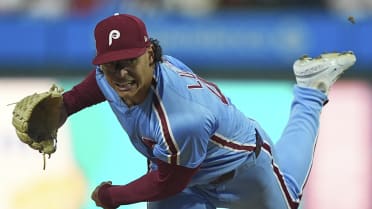 Jesús Luzardo poncha a 10 en ocho entradas