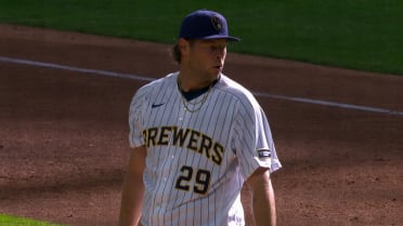Trevor Megill's save in Brewers comeback win