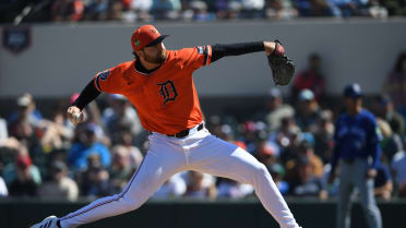 Casey Mize strikes out Jonatan Clase