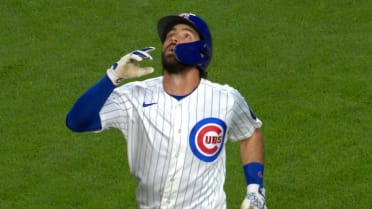 Dansby Swanson pega jonrón de dos carreras