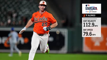Pete Alonso conecta su cuadrangular 40 a 112.9 mph