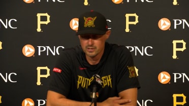 Don Kelly discusses offense in 8-4 win