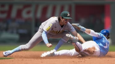 Jeffrey Springs catches Bobby Witt Jr. stealing