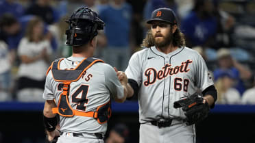 Jason Foley seals Tigers' extra-inning victory