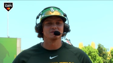 Nick Kurtz on his rookie season, Wake Forest roots