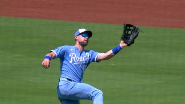 Lane Thomas' sliding snag