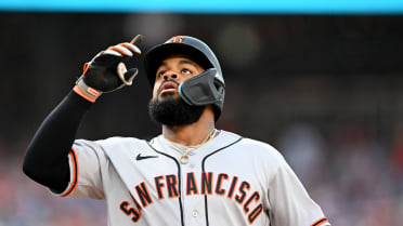 Heliot Ramos empata con jonrón